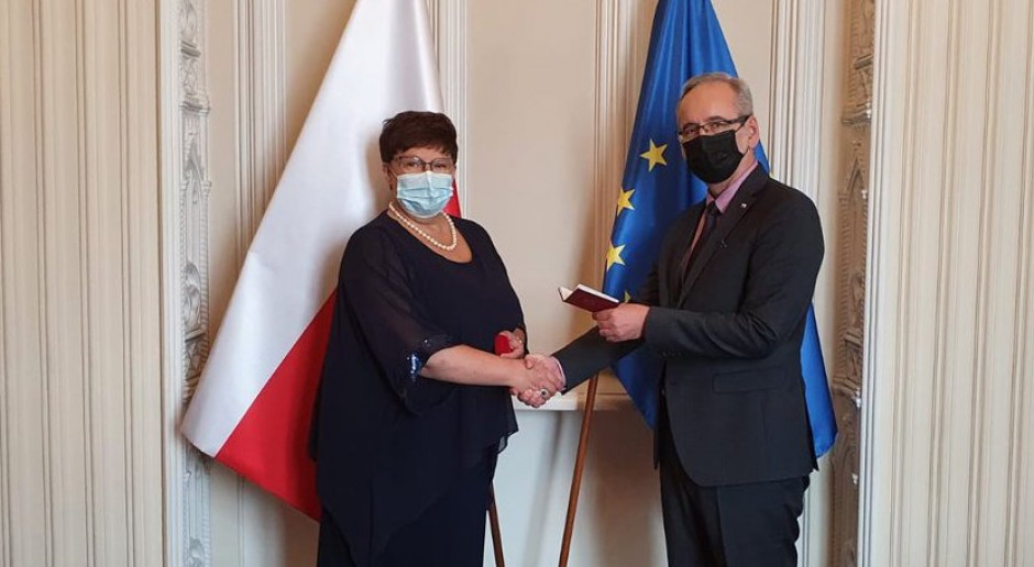 Szpital Solec. Pełnomocnik dr Ewa Więckowska zrezygnowała, minister zdrowia podziękował jej odznaczeniem