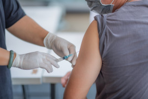 Szczepionka przeciw HPV zapobiega m.in. nowotworowi gardła