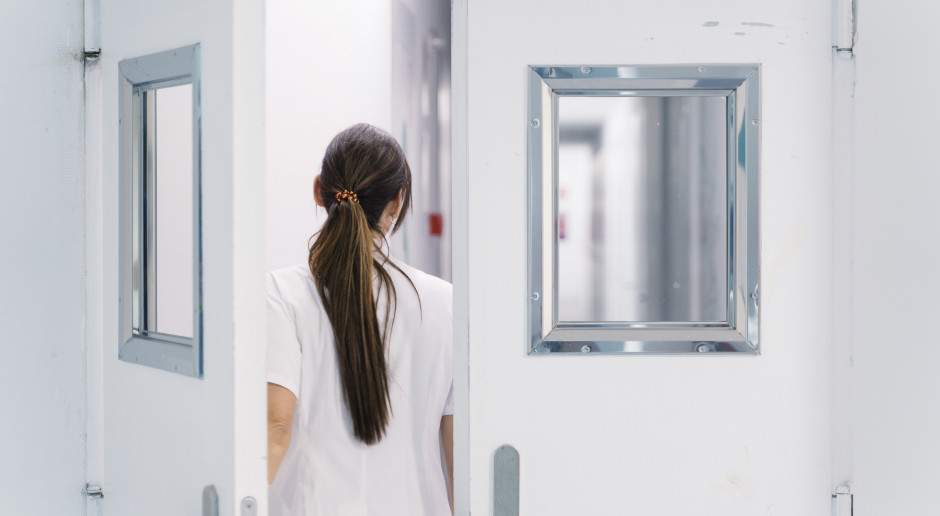 Pielęgniarki zapowiadają odwołanie do sądu. Foto: Adobe Stock Pielęgniarki zwolnione dyscyplinarnie. Szpital zawiadamia prokuraturę