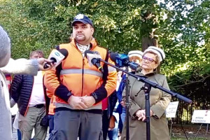 Ratownicy z Białego Miasteczka do ministra: nie ma porozumienia. Protest trwa