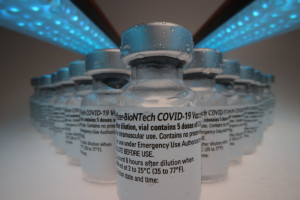 Szczepionka w 100 dni. Pfizer jest do tego przygotowany