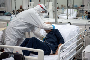 Rehabilitacja po COVID-19 do 12 miesięcy od przechorowania. NFZ zmienił przepisy