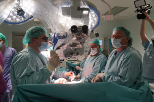 W Białostockim Centrum Onkologii zrekonstruowali pierś płatem DIEP. Po raz pierwszy w regionie