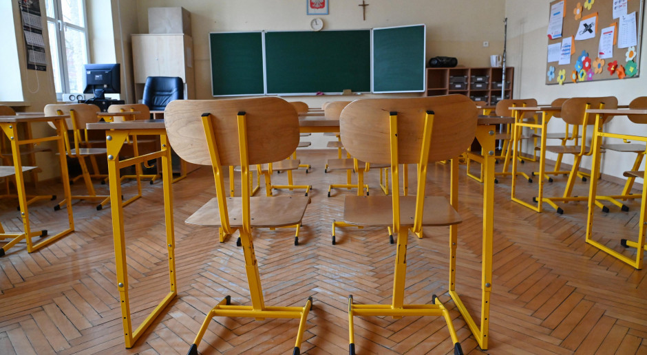 Minister Czarnek nie chce powrotu nauki zdalnej. Fot. Shutterstock Minister Czarnek chce skrócić kwarantannę dla uczniów. "Byłoby lepiej"