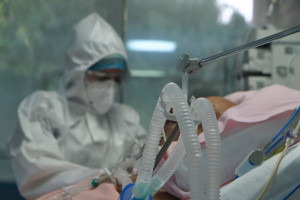 Oświęcimski szpital wstrzymał przyjęcia na dwa oddziały