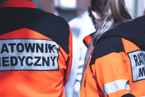 Odeszło 21 ratowników ze szpitala. Zagrożone są obsady karetek