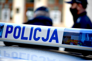 77-latek poszedł do sklepu mimo izolacji i zakażenia. Grozi mu surowa kara