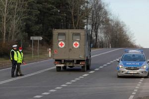 Burza w Sejmie o pomoc humanitarną przy granicy polsko-białoruskiej. "To medycyna pola walki"