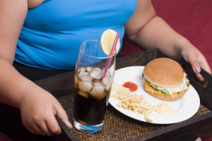Wiemy jak skutecznie zapobiegać otyłości i leczyć ją u dzieci. Dlaczego tego nie robimy?