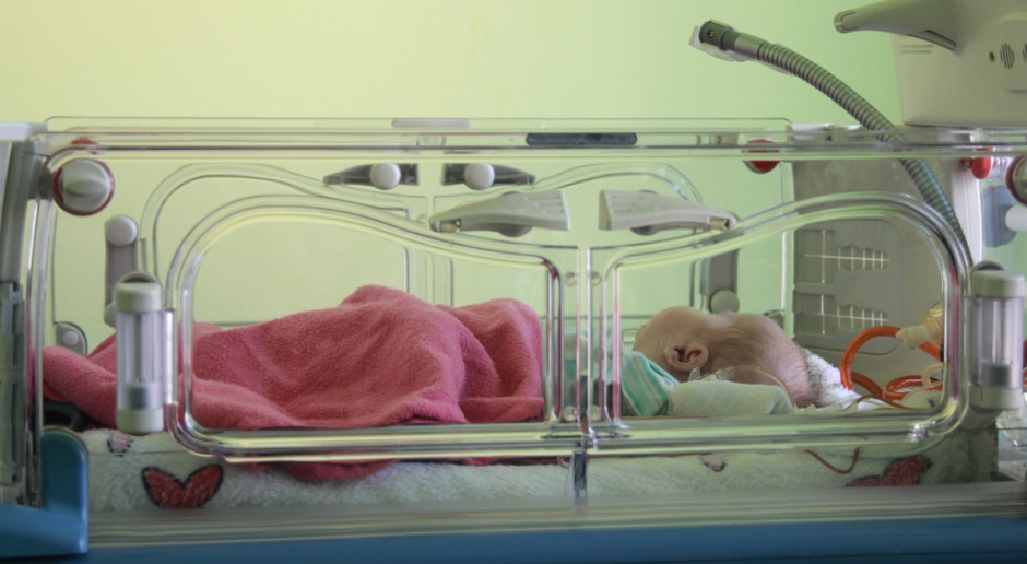 Pierwsze dzieci urodzone w Polsce w 2022 roku. Witamy Leosia i Piotrusia!
