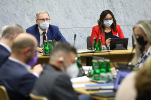 11 stycznia w Sejmowej Komisji Zdrowia rusza kolejna batalia o weryfikację szczepień przez pracodawców
