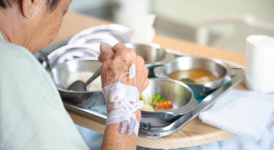 Potężny wzrost kosztów żywienia pacjentów w szpitalach. "Lepiej mieć własną kuchnię"