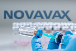 Szczepionki białkowe, wektorowe i mRNA. Czym się różnią? Novavax od 21 stycznia w Polsce