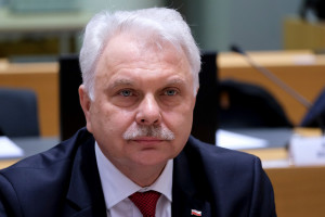 Wiceminister Waldemar Kraska zakażony koronawirusem