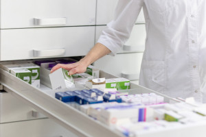 UOKiK: hurtownie farmaceutyczne windowały ceny w aptekach