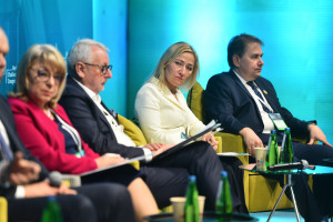 Klaudia Rogowska na HCC 2022: potrzeba większej koordynacji działań w pomocy uchodźcom z Ukrainy