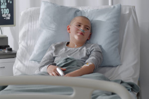 Hiszpania przyjmie 100 ukraińskich dzieci na leczenie onkologiczne. Pierwsza grupa jest już w Madrycie