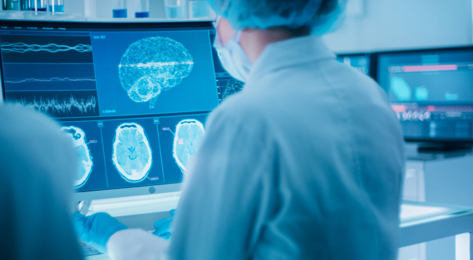 Badacze z Gdańska sprawdzą ewentualne neuropsychologiczne skutki przechorowania COVID-19. fOT. sHUTTERSTOCK COVID-19 przyspiesza proces starzenia? Polscy badacze sprawdzą