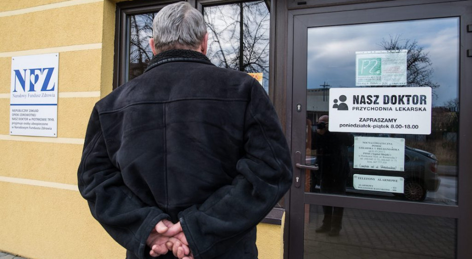 Lekarze rodzinni wprowadzą opiekę koordynowaną, jeśli znajdą się na nią dodatkowe pieniądze Fot. PAP NFZ zwiększy wydatki na opiekę koordynowaną w POZ. "Bez pieniędzy z tej reformy wyjdą nici"