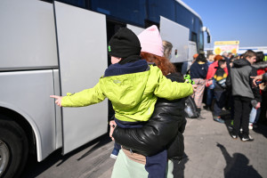 Kilkudziesięcioro dzieci chorych na raka przewieziono z Ukrainy na leczenie do Polski i innych krajów