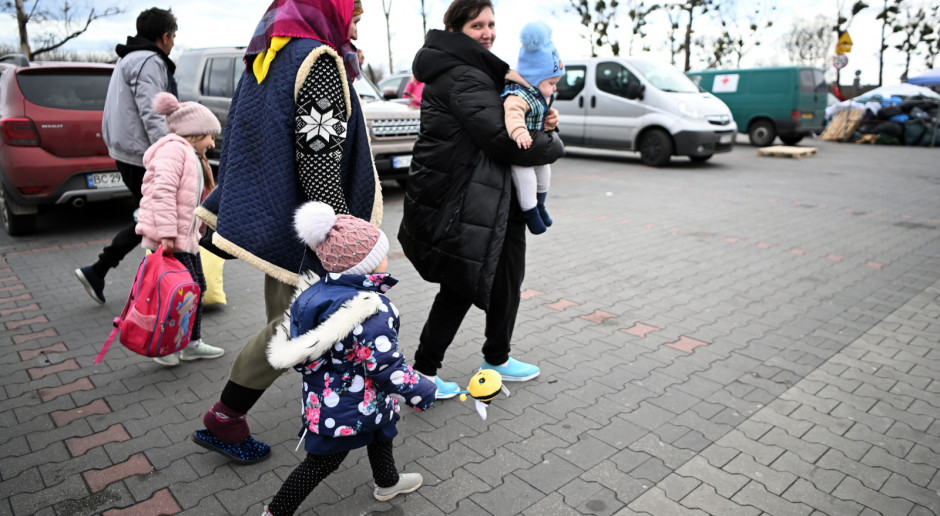Uchodźcy z Ukrainy po przyjeździe do Centrum Pomocy Humanitarnej w Przemyślu. Fot. PAP/Darek Delmanowicz Masz traumę i czujesz żal do oprawcy? Inwektywy mogą pomóc w terapii psychiatrycznej