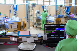 AOTMiT zbiera dane o wynagrodzeniach w szpitalach i przychodniach