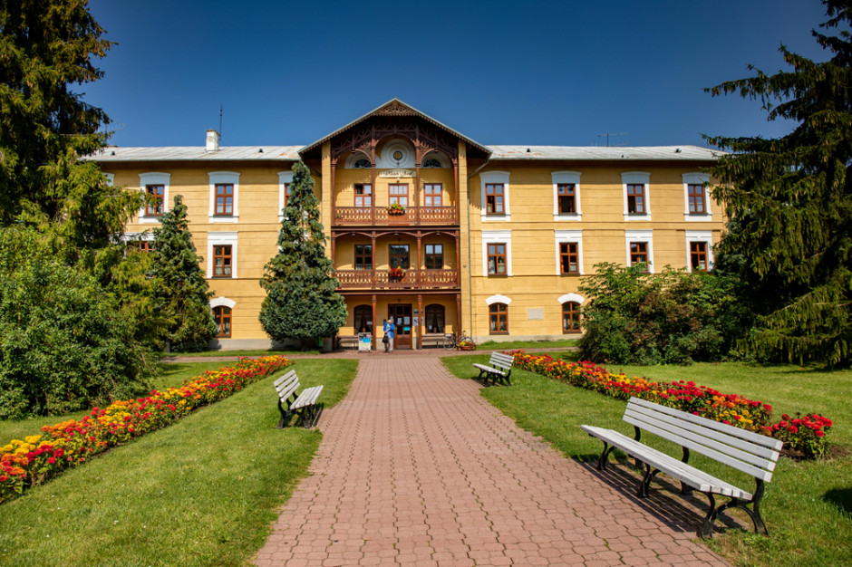 Kiedy Pobyt W Sanatorium Jest Bezpłatny? Za Co Nie Płaci NFZ?