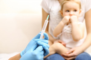 Dr Ernest Kuchar:  o korzyściach, wynikających ze stosowania szczepień wysoko skojarzonych