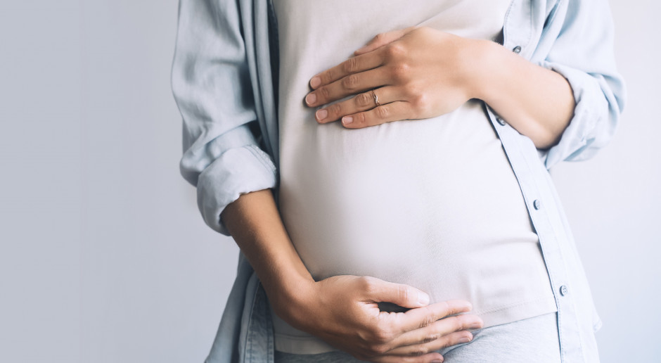 Badania: dawka przypominająca w trzecim trymestrze ciąży zwiększa odporność matki i dziecka przeciwko Covid-19