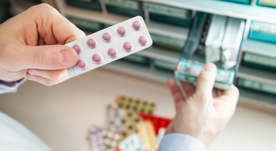 Są propozycje przepisów w zakresie zamiany kategorii dostępności z Rp na OTC. Fot. ShutterStock Będzie trudniej o zmianę kategorii z leku na receptę na "bez przepisu lekarza"?