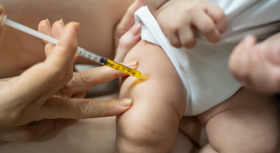 Błonica, tężec, krztusiec, polio. Szczepionka skojarzona dla małych dzieci niedostępna