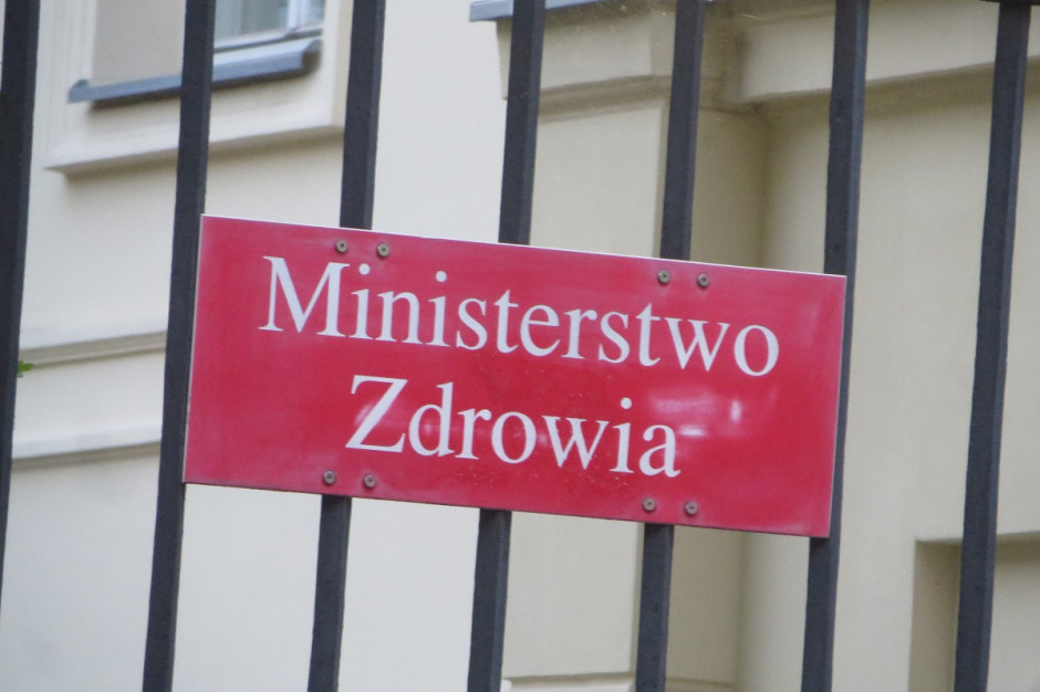 Konsultacje społeczne: pacjenci jako zakładnicy systemu. Gubią się w gąszczu przepisów