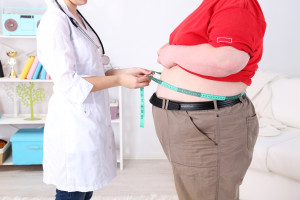 Ekspert: wiele osób z otyłością lub nadwagą cierpi z powodu zaburzeń mentalnych