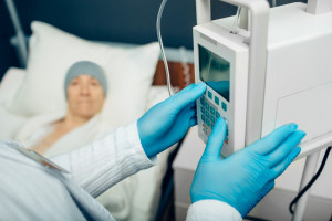 Konsultant ds. hematologii: obłożenie łóżek dla pacjentów hematologicznych jest ponad stuprocentowe
