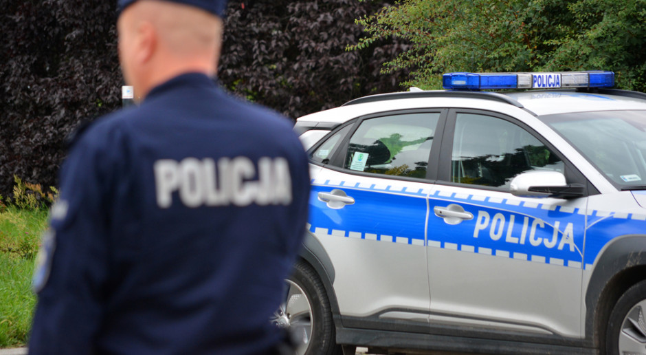 Trzeba szkolić policjantów do interwencji wobec osób z zaburzeniami psychicznymi - uważa RPO Fot. Shutterstock RPO: trzeba szkolić policjantów do interwencji wobec osób z zaburzeniami psychicznymi