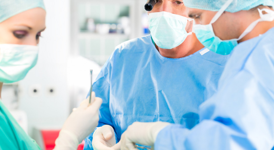 Może zabraknąć lekarzy z podstawową wiedzą medyczną. Fot. Shutterstock Lekarz alarmuje: może zacząć brakować specjalistów. Średnie wynagrodzenia lekarzy