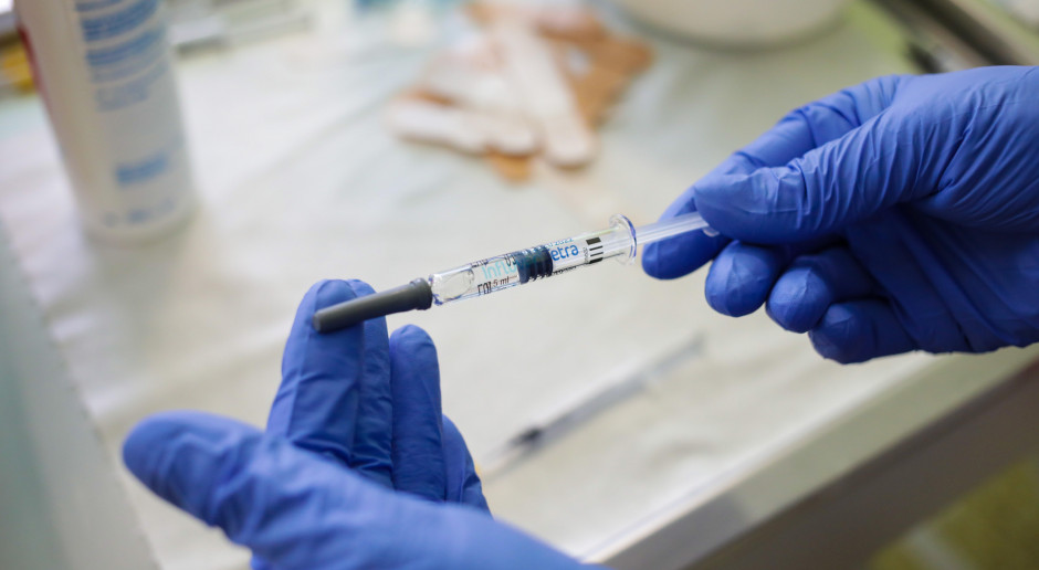 Masowych bezpłatnych szczepień na grypę nie będzie. MZ podtrzymuje stanowisko