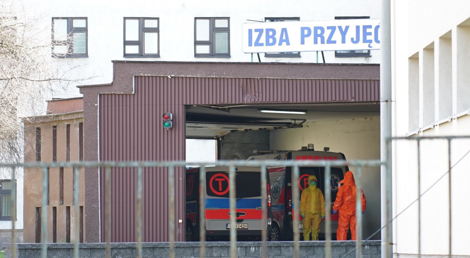 Koronawirus 15 lipca. Najnowsze dane Ministerstwa Zdrowia o zakażeniach. Fot. Shutterstock Koronawirus 15 lipca. Najnowsze dane Ministerstwa Zdrowia o zakażeniach