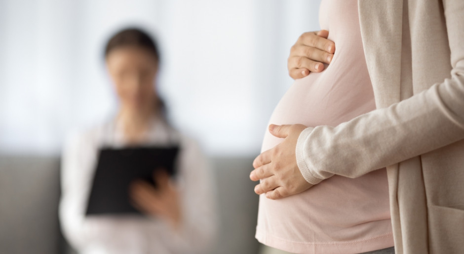 Ciąża to nie szkoła przetrwania. "O nudnościach i wymiotach trzeba powiedzieć lekarzowi"