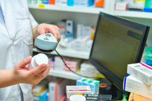 Możliwe ograniczenia w dostawach leków do aptek. Hurtownie farmaceutyczne ostrzegają