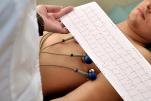 Kardiolog o boreliozie: przynosi wiele powikłań pod kątem sercowym. "Mogą być bardzo groźne"