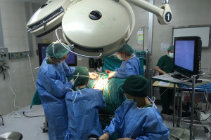 Resekcja wątroby: pierwsza taka operacja z wykorzystaniem aparatury elektrochirurgicznej