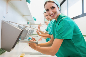 Ruszyły bezpłatne kursy kwalifikacyjne i specjalistyczne dla pielęgniarek i położnych