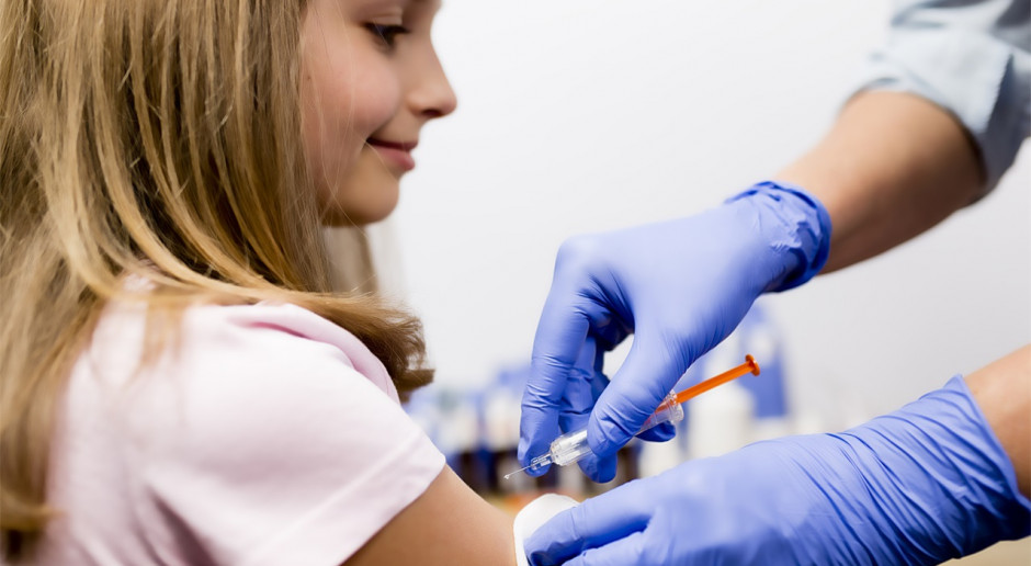 Grzesiowski: Polacy nie chcą szczepić dzieci. Dwunastokrotny wzrost odmów w ciągu dekady