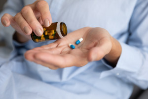 W Europie przybywa zgonów po zażyciu leków łączących ibuprofen i kodeinę