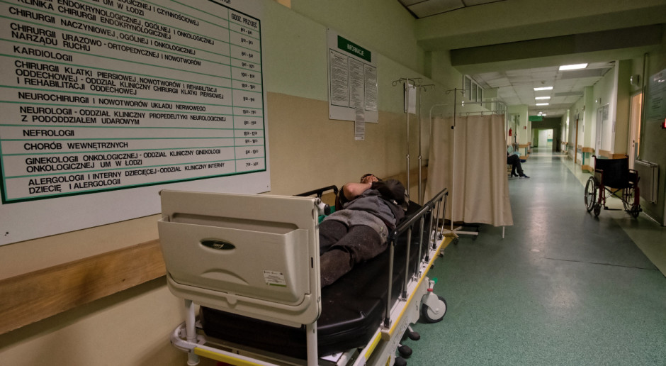 Szpitale korzystające z instrumentu restrukturyzacyjnego zobowiązane są do opracowywania planów naprawczych. Fot. PAP/Grzegorz Michałowski Czy restrukturyzacja szpitala w 10 miesięcy jest możliwa? Grzegorz Głód: dyrektor nie zrobi tego sam