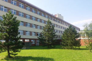 Provinční nemocnice Bielsko-Biała: připravuje se reorganizace urgentního příjmu. Fotografie. Stožár. pospěš si Zemská nemocnice zahajuje rekonstrukci urgentního příjmu. Potrvá do konce roku