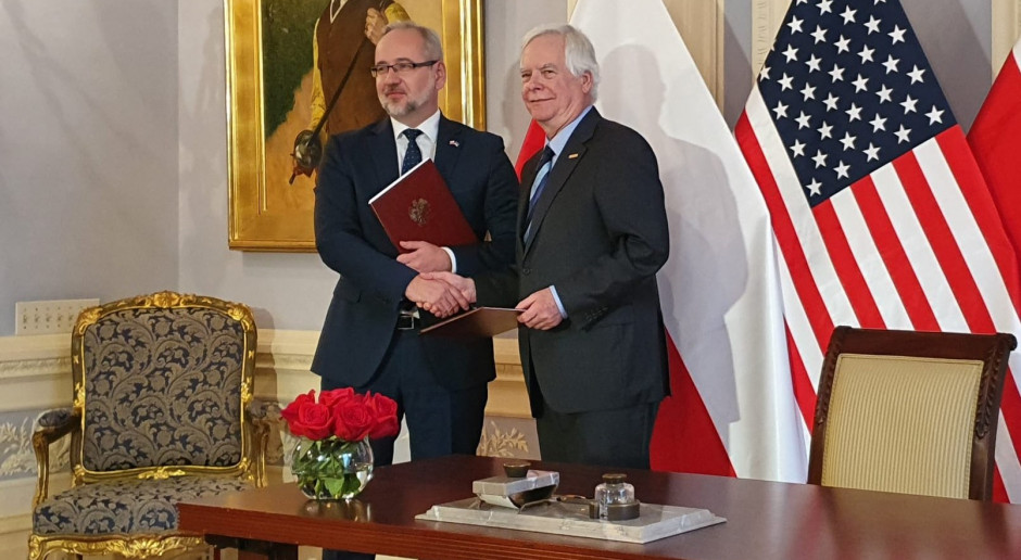 Minister zdrowia Adam Niedzielski. Fot. Ministerstwo Zdrowia/Twitter USA: Minister Niedzielski podpisał porozumienie o współpracy z siecią amerykańskich ośrodków onkologicznych NCCN