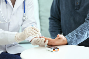 Cukrzyca: ministerstwo obniżyło wartość hemoglobiny, uprawniającej do ważnych leków