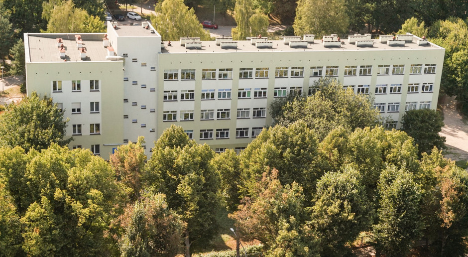 W szpitalu brakuje miejsc dla najmłodszych pacjentów. Fot. Szpital Dziecięcy Polanki w Gdańsku/Facebook Oddział niemowlęcy przepełniony. Lekarze apelują o szczepienia starszych dzieci